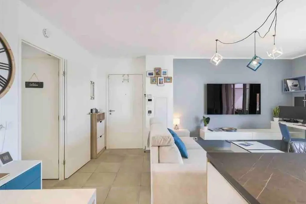 Logement Moderne Luxueux Parking Ac Cote De La Mer Nizza Apartman